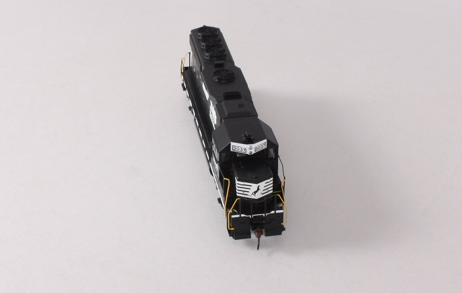 BACHMANN 61702 JAUGE HO EMD GP38-2 diesel loco Norfolk & Southern 5257