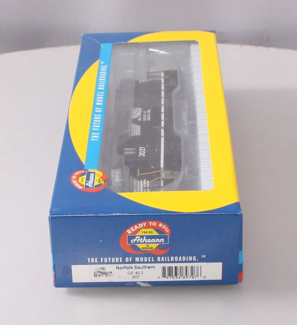 Athearn 89767 HO Scale Norfolk Southern GP40-2 Diesel Locomotive #3037