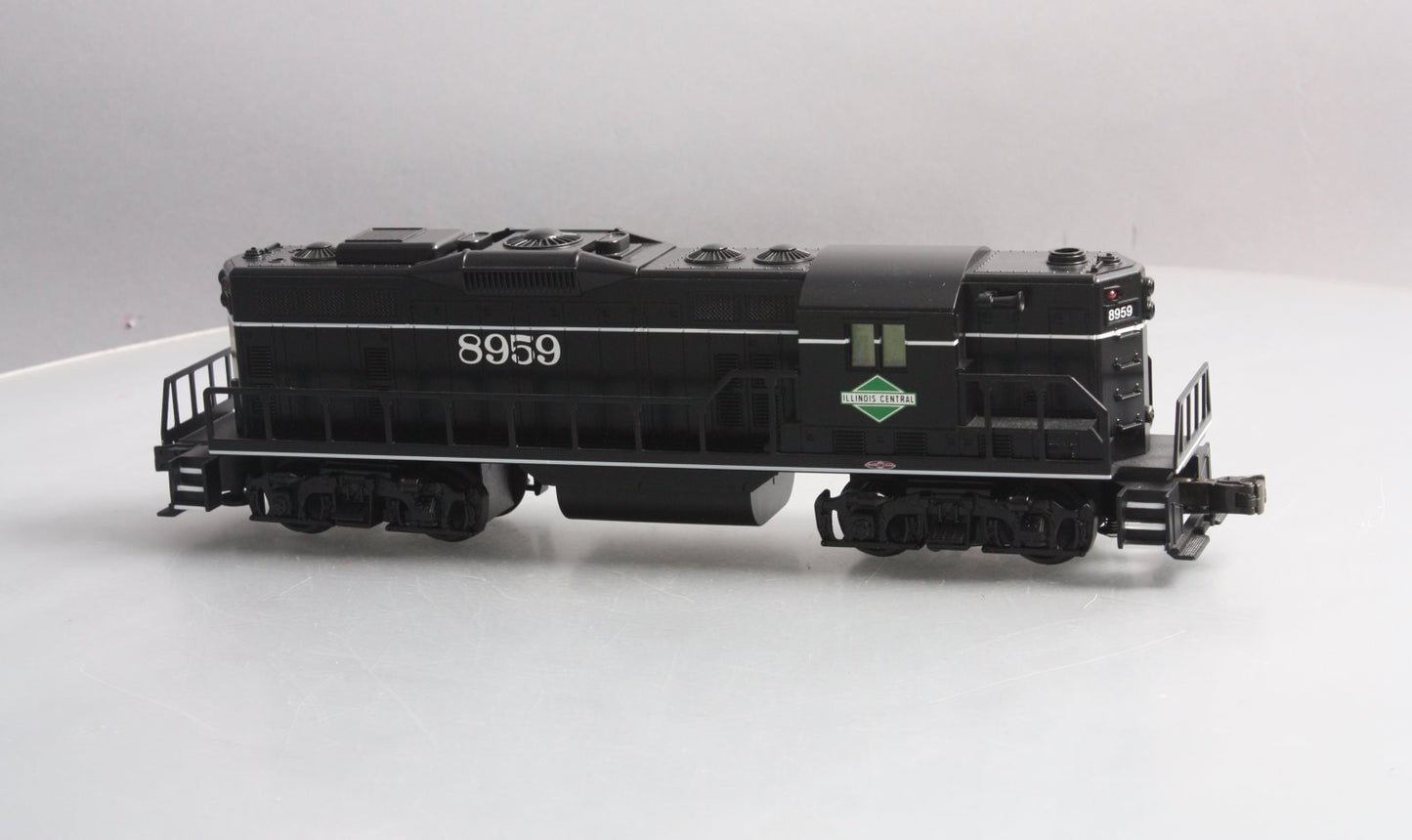 Williams 21444 O Gauge Illinois Central GP9 Powered Diesel Engine #8959