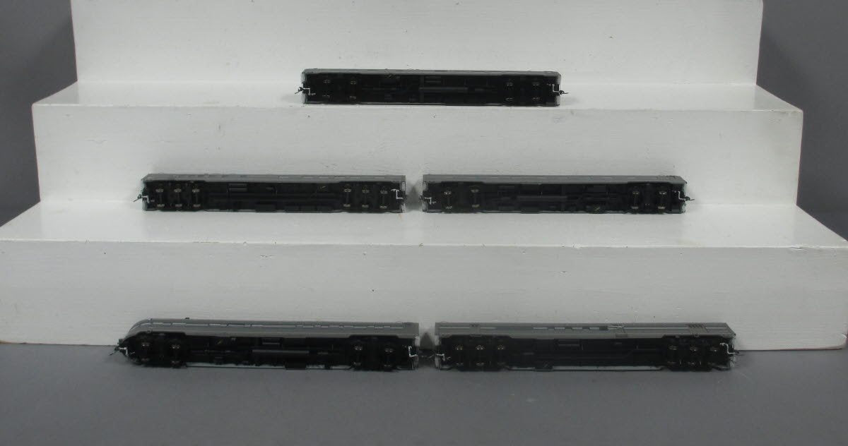 MTH 80-60021 HO New York Central 20th Century 1938 Passenger Car Set (Set of 5)