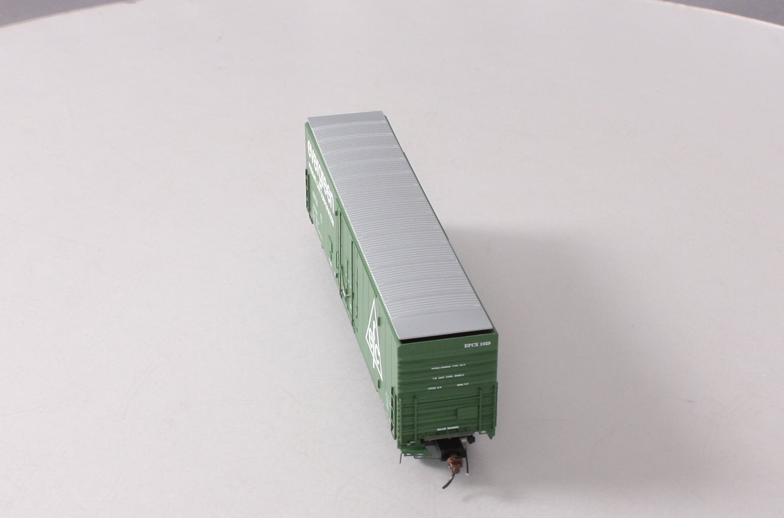 Athearn G63883 HO EFCX 50' PC&F Rivet Side Boxcar with 10' 6