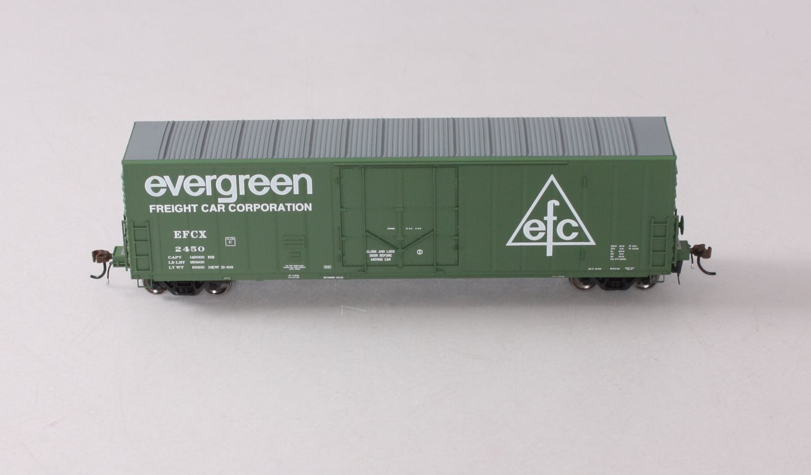 Athearn G26797 HO EFCX 50' PC&F Riveted Boxcar with 10' 6