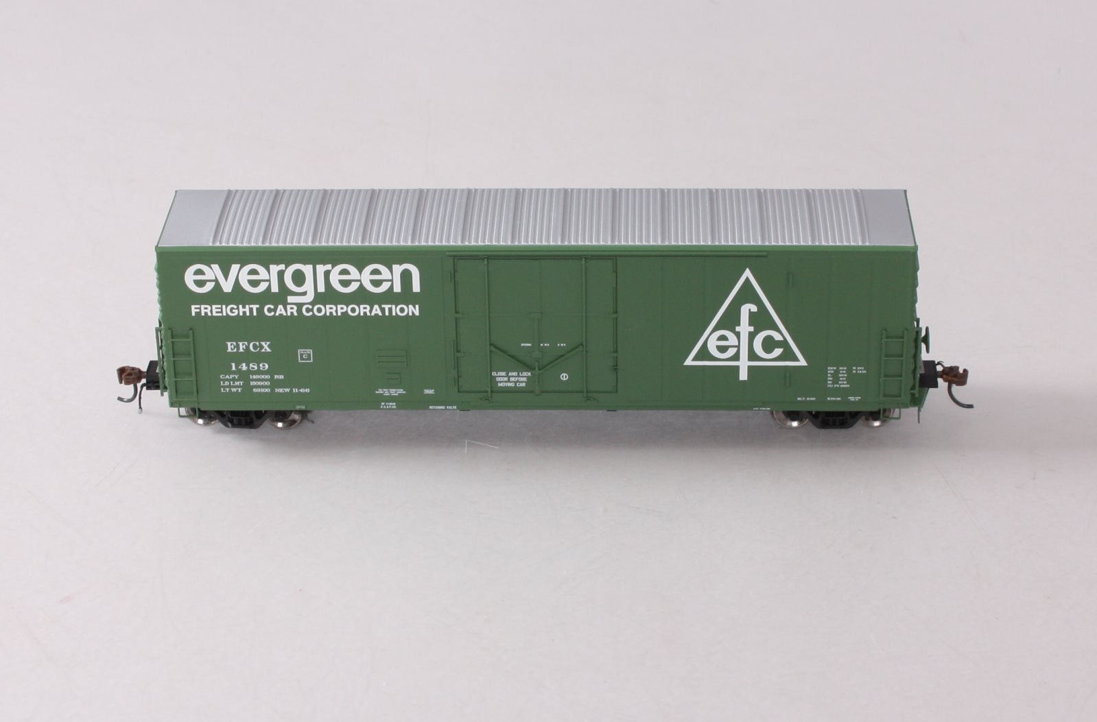 Athearn G63884 HO EFCX 50' PC&F Rivet Side Boxcar with 10' 6