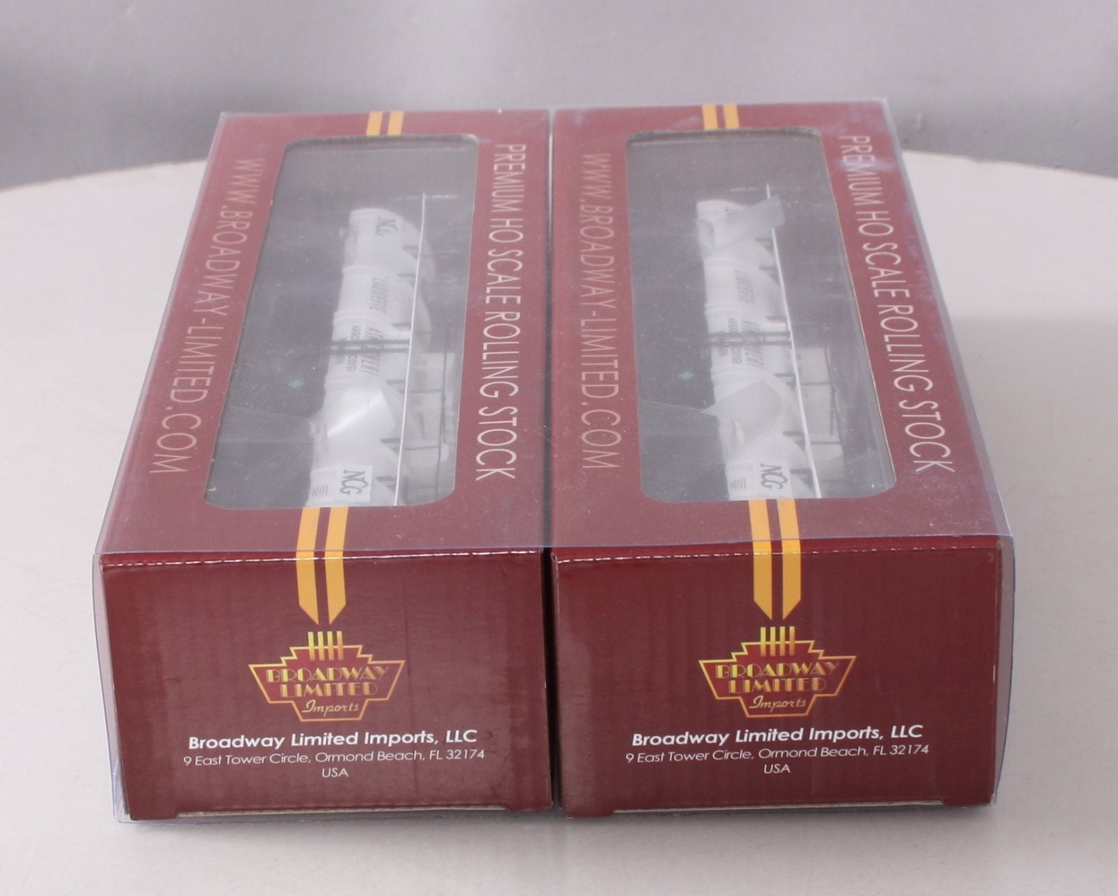 Broadway Limited 6106 HO NCG High-Capacity Cryogenic Tank Car (Pack of 2)