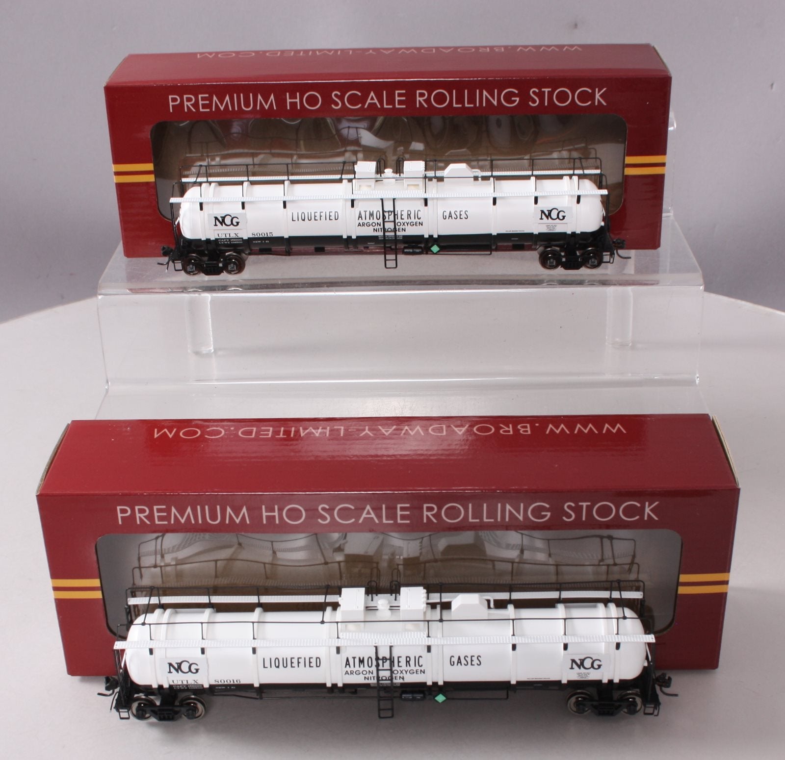 Broadway Limited 6106 HO NCG High-Capacity Cryogenic Tank Car (Pack of 2)