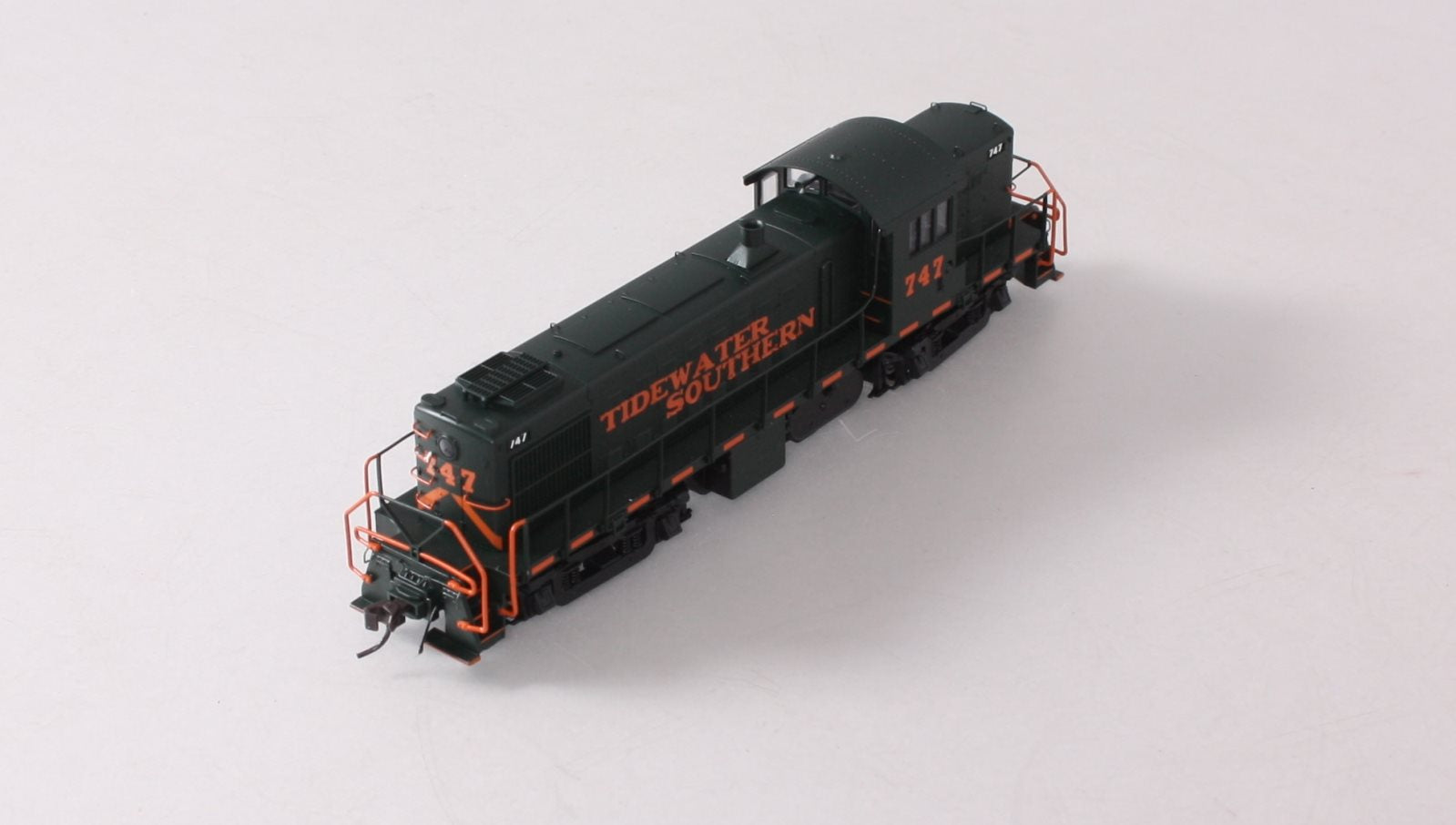 Atlas 7126 HO Scale Tidewater Southern ALCO RS-1 Diesel Locomotive #747