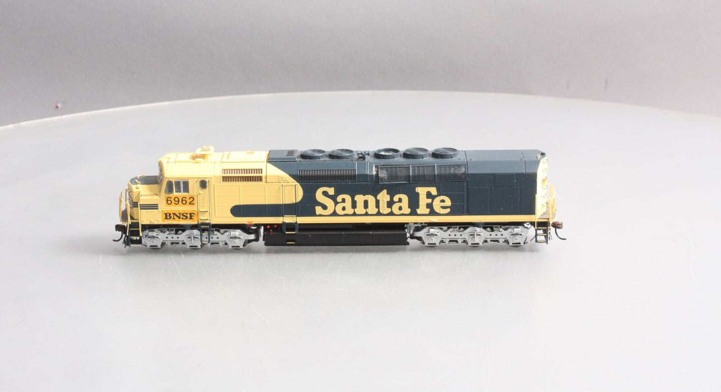 Athearn G63996 HO Santa Fe SDP40F Diesel Locomotive #6962 w/ DCC/Sound