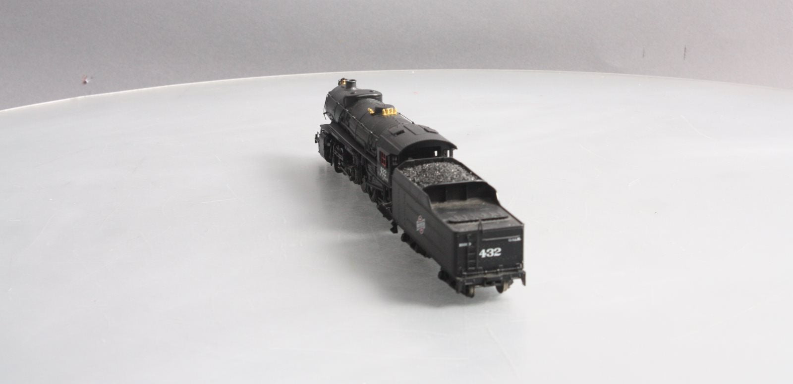Broadway Limited 4641 HO C&NW USRA Heavy Mikado 2-8-2 Steam Locomotive #432