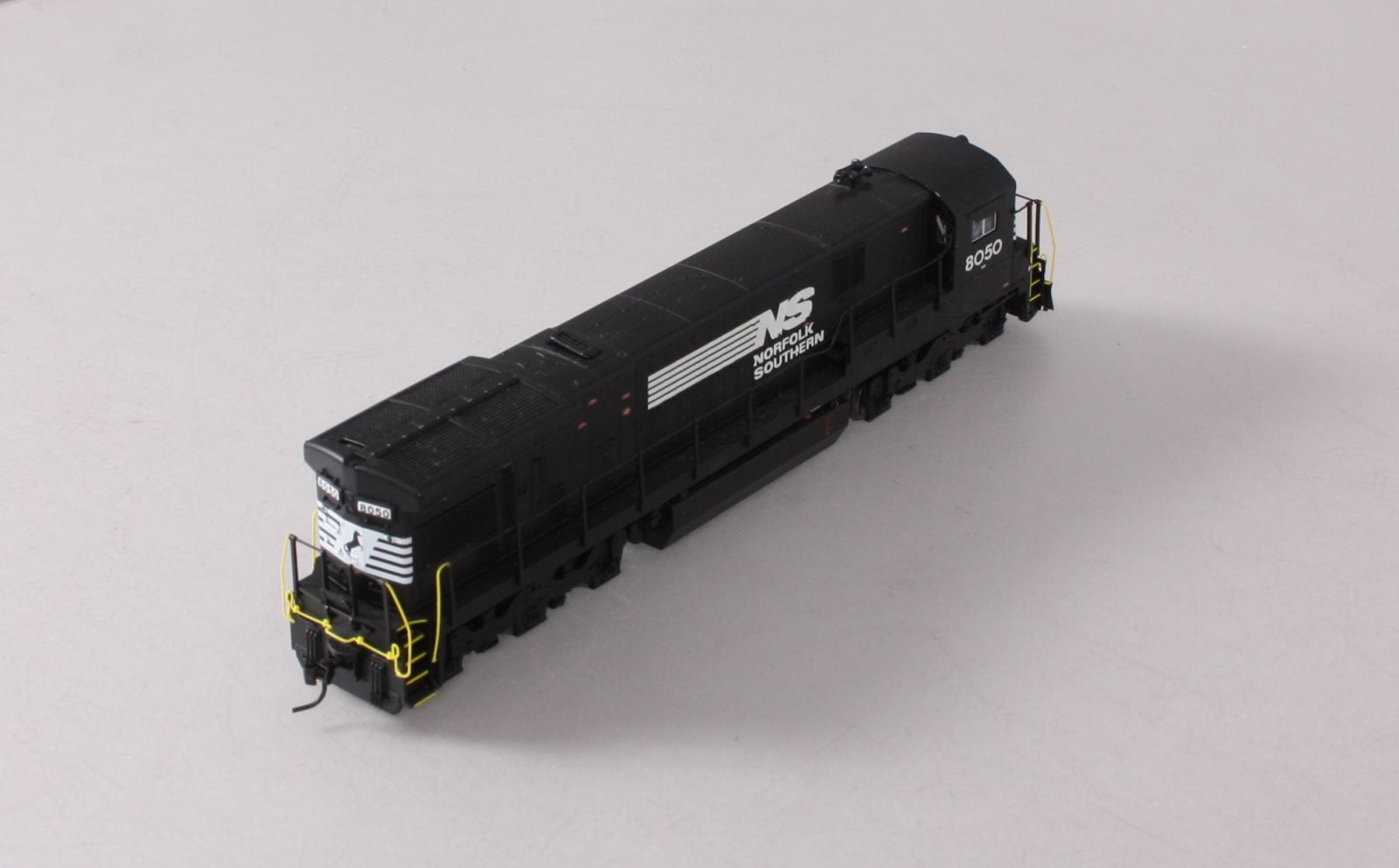 Broadway Limited 4413 HO Norfolk Southern GE C30-7 Diesel Locomotive #8041