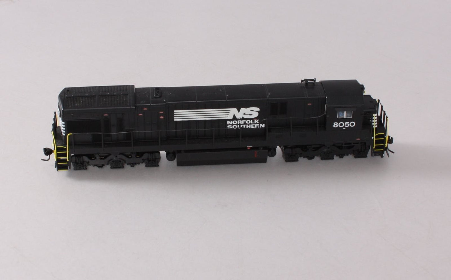 Broadway Limited 4413 HO Norfolk Southern GE C30-7 Diesel Locomotive #8041