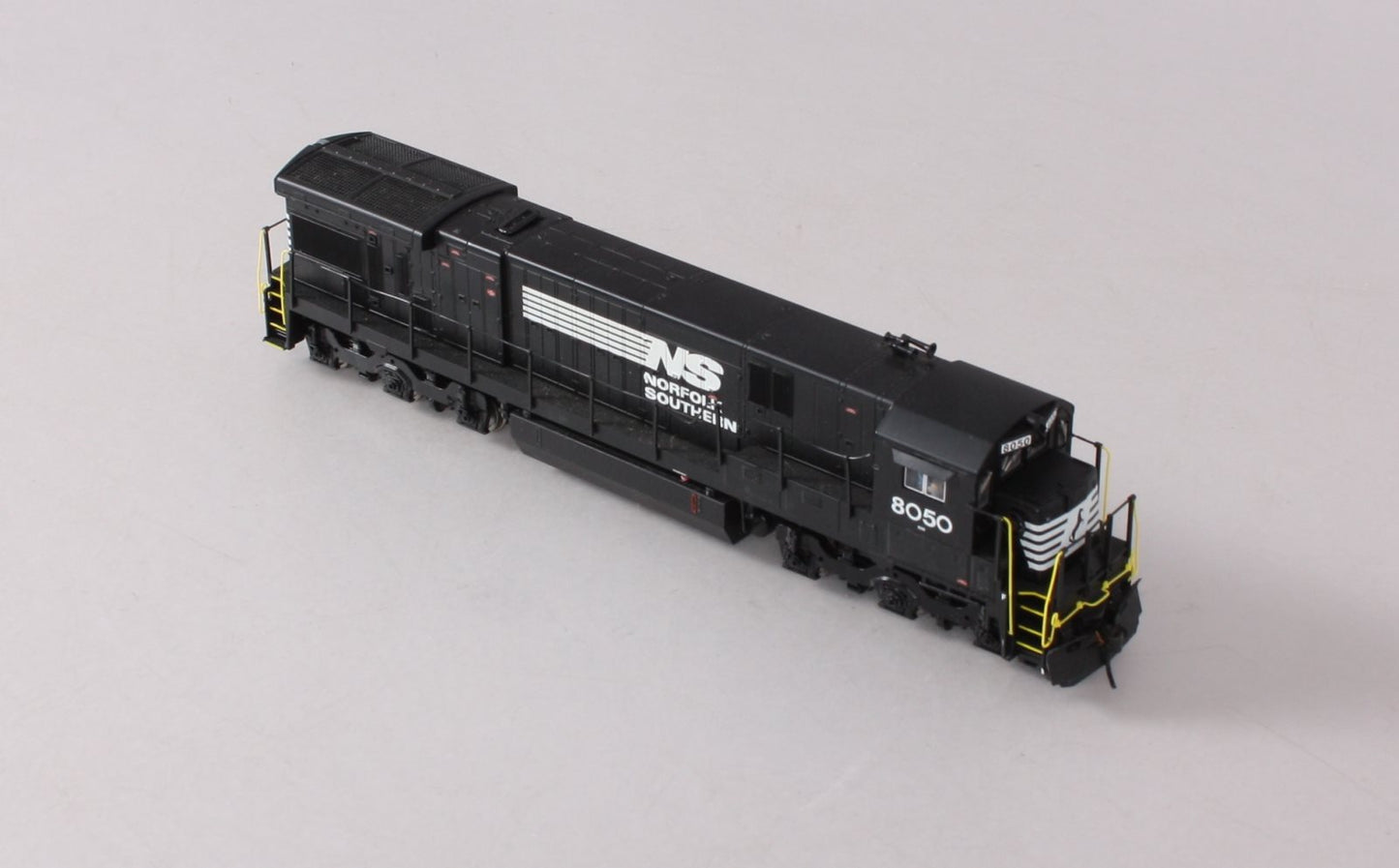 Broadway Limited 4413 HO Norfolk Southern GE C30-7 Diesel Locomotive #8041