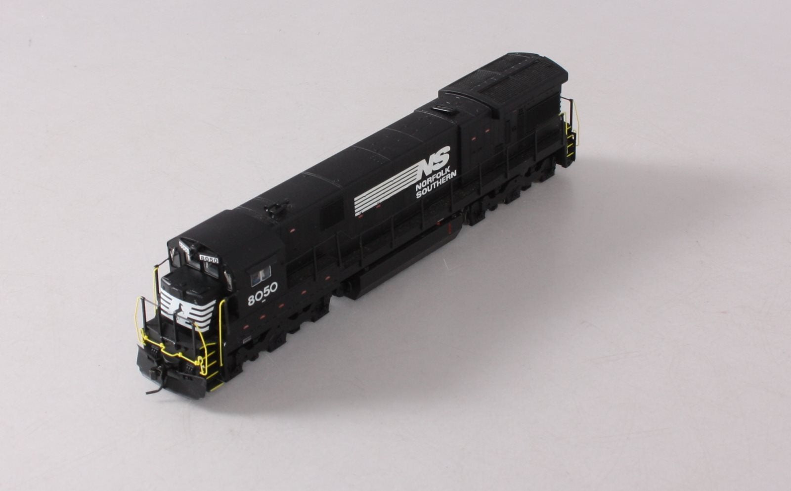 Broadway Limited 4413 HO Norfolk Southern GE C30-7 Diesel Locomotive #8041