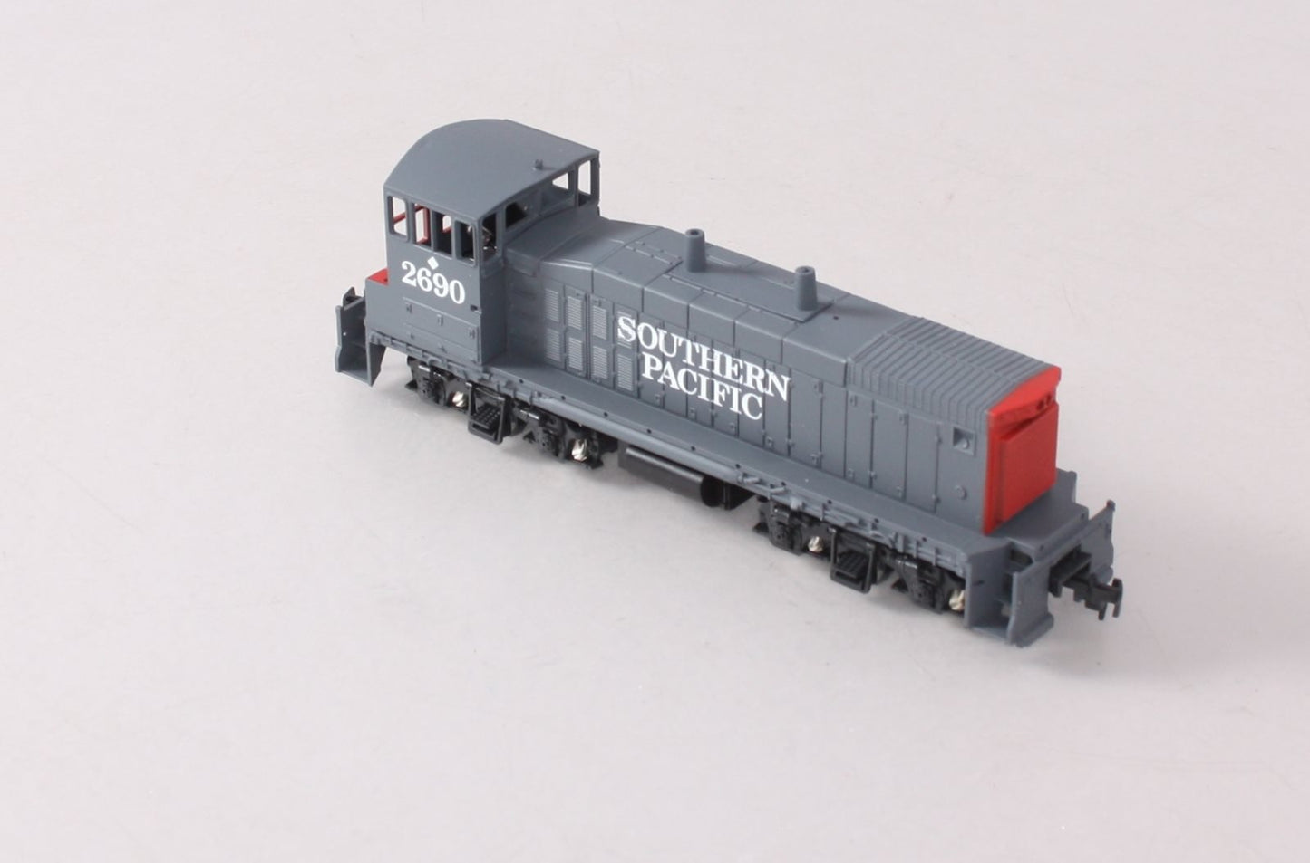 Con-Cor 0001-001553 HO Southern Pacific MP-15 Diesel Switcher