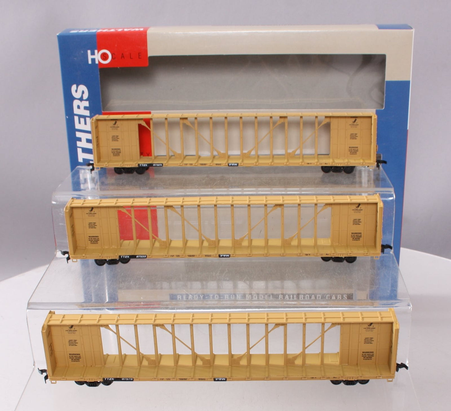 Walthers 932-34103 HO TTX-Standard 72' Center Beam Flat Car (3-Pack)