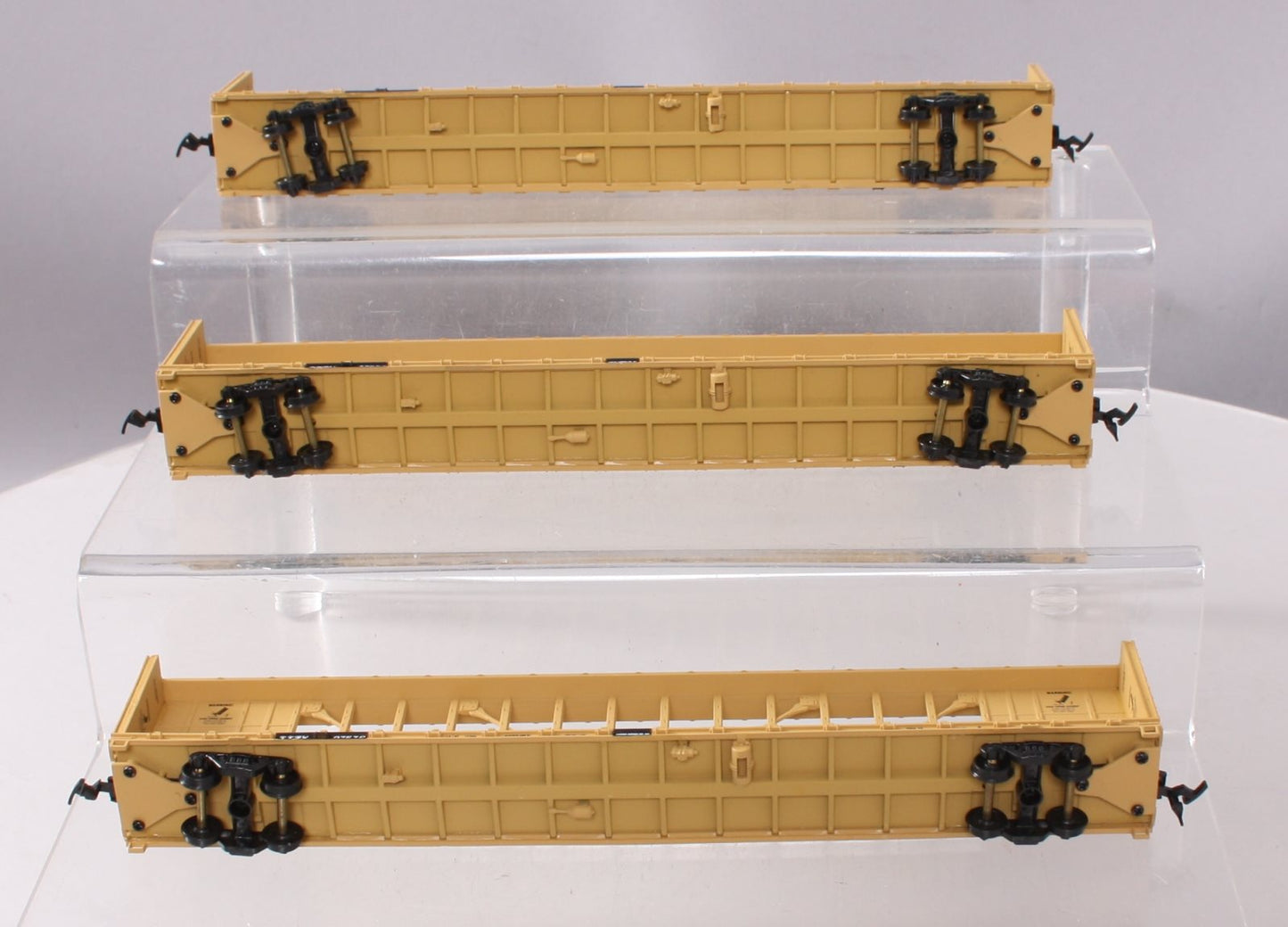 Walthers 932-34103 HO TTX-Standard 72' Center Beam Flat Car (3-Pack)