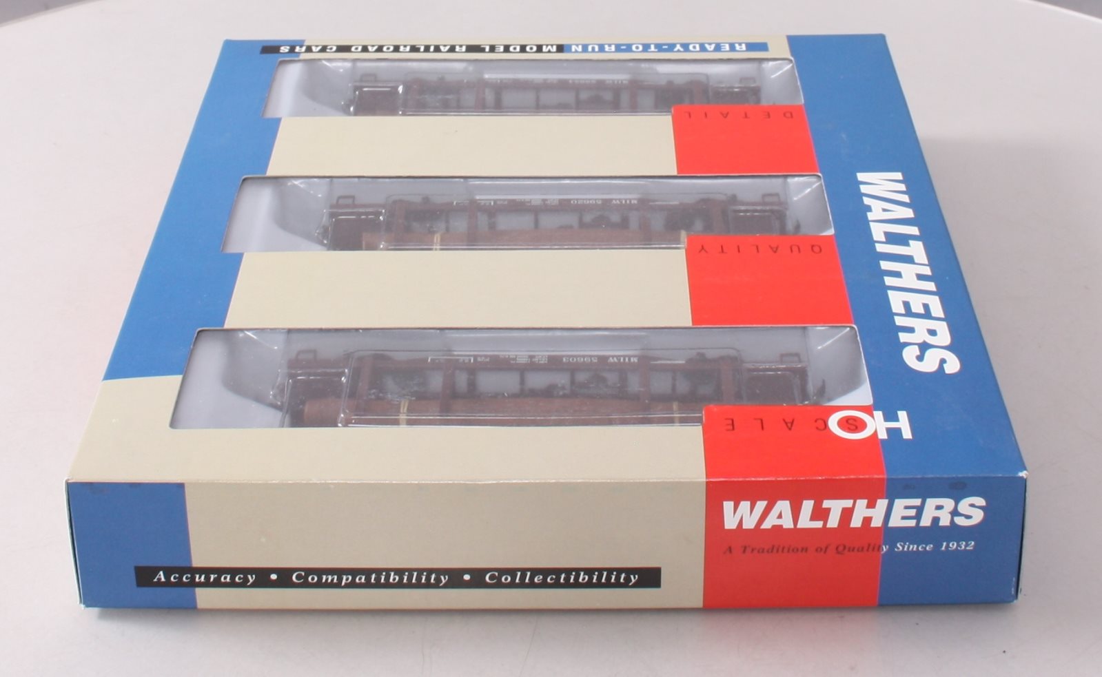 Walthers 932-34001 HO Scale Milwaukee Road 45' Logging Cars (Set of 3)