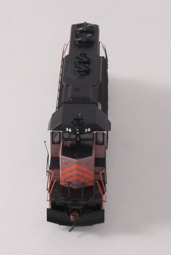 Athearn 93507 HO Scale McCloud Railway SD38 Diesel Locomotive #36
