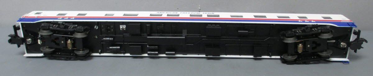 Lionel 6-83119 O American Freedom Train 21' Stationsounds Exhibit Car #201