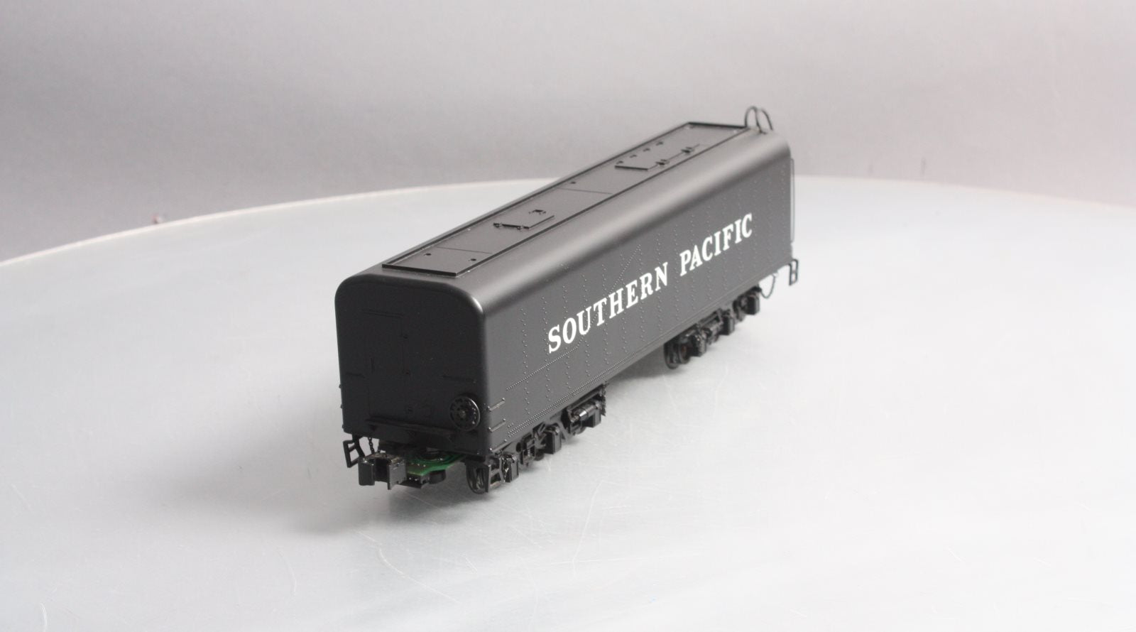 MTH 20-3301-3 Southern Pacific Auxilliary Water Tender ll Black