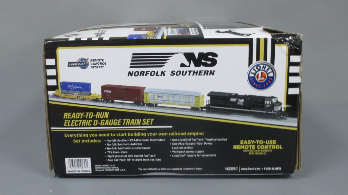 Lionel 1923050 NS Tier 4 LionChief O Gauge Diesel Train Set with Bluetooth