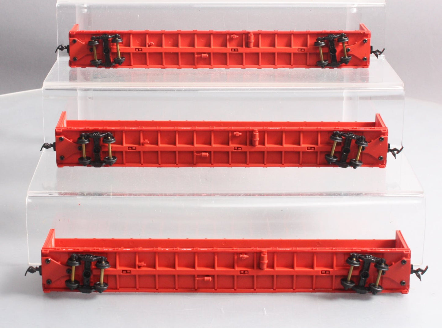 Walthers 932-34113 HO Scale Canadian Pacific 72' Center Beam Flatcar 3 Pack