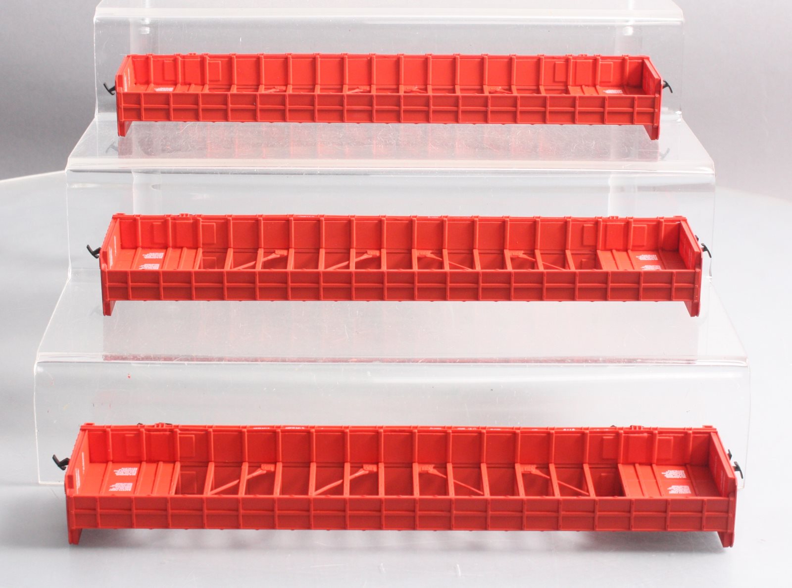 Walthers 932-34113 HO Scale Canadian Pacific 72' Center Beam Flatcar 3 Pack