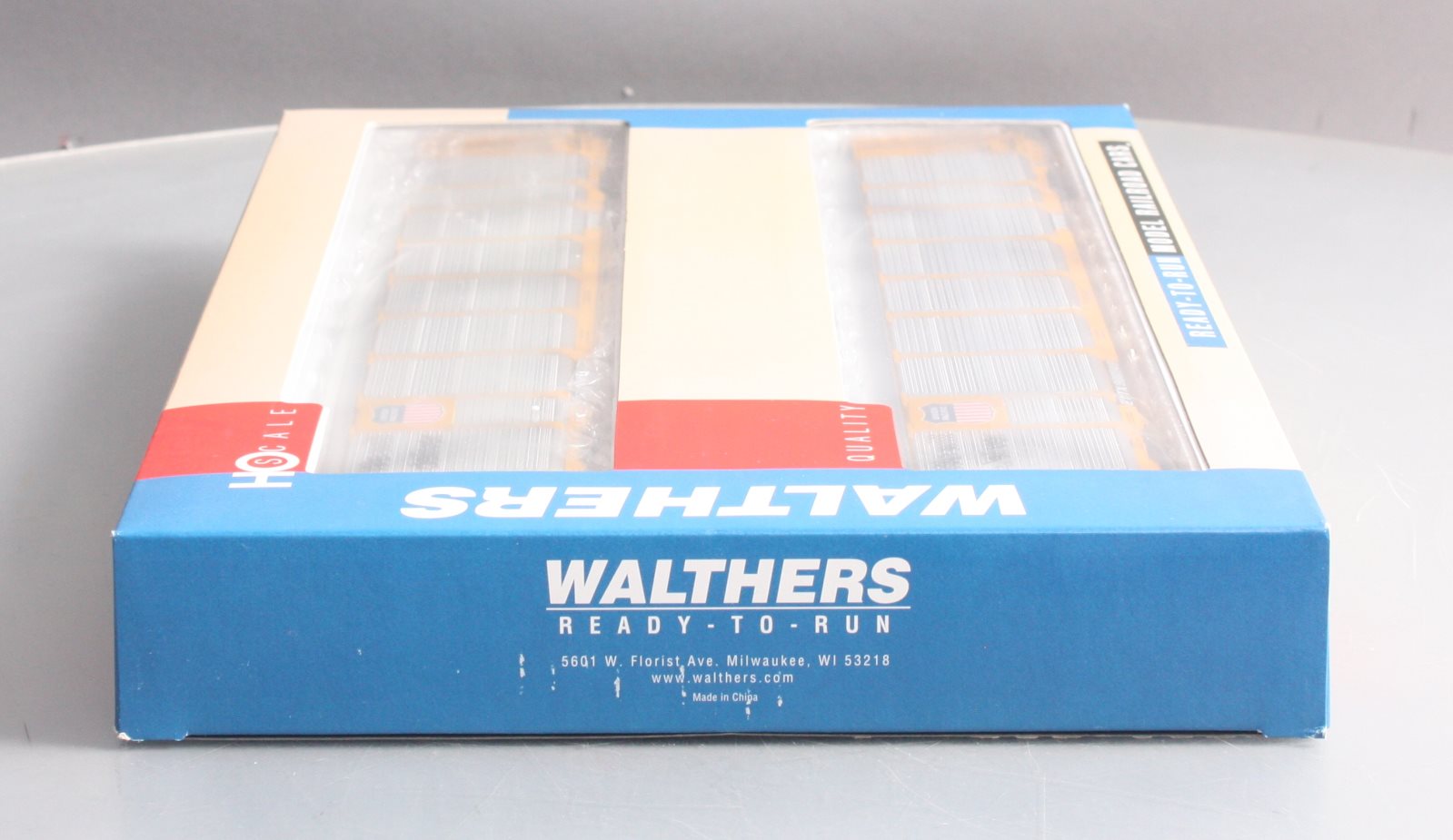 Walthers 932-24860 HO Scale U.P. Thrall 89' Tri-Level Auto Carrier (Pack of 2)