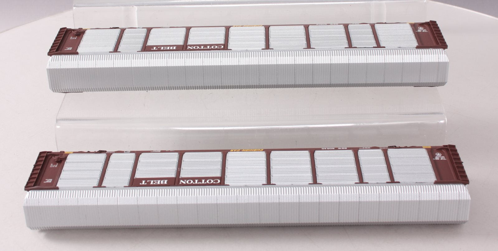 Walthers 932-24867 HO SSW Thrall 89' Tri-Level Auto Carrier (Set of 2)