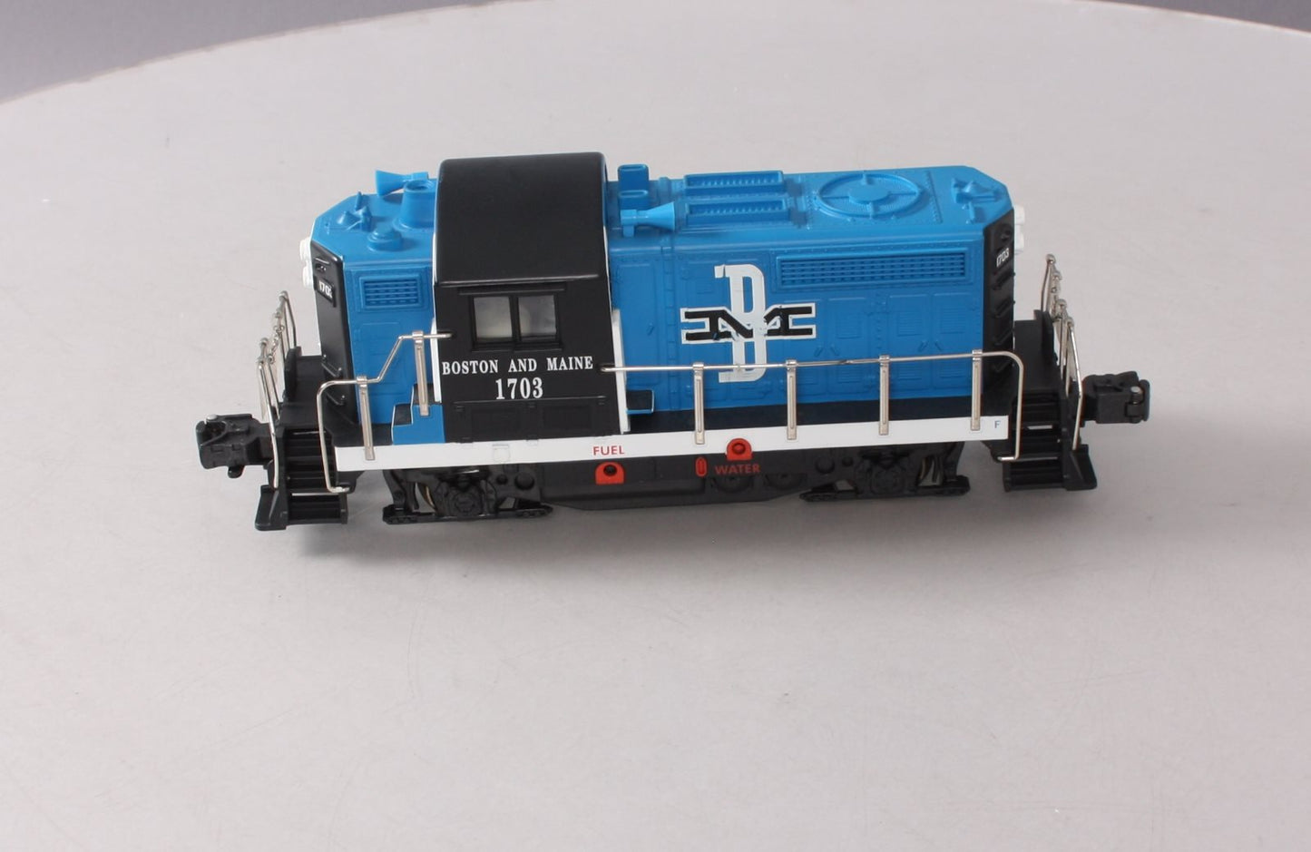 RMT 4421 O Boston & Maine Powered BEEP Diesel Locomotive #1703