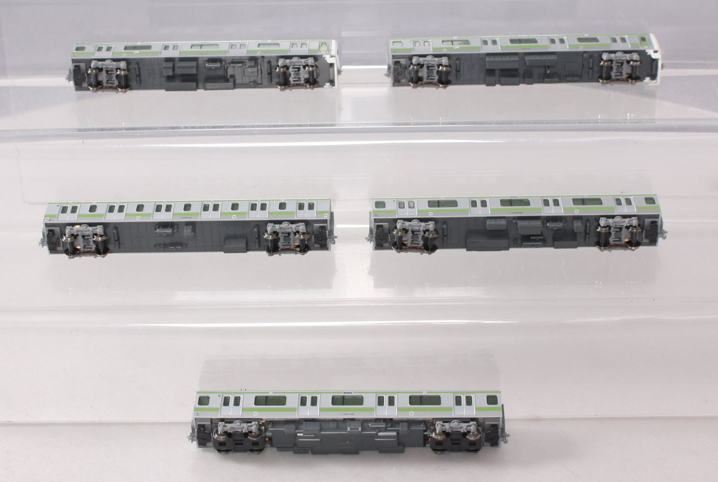 Kato 10-261 N Yamanote Line Color Commuter Train - 5 Car Set