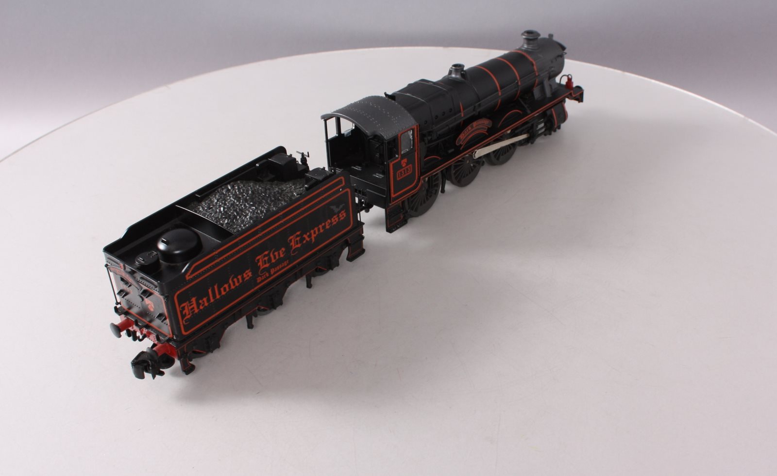 Lionel 6-18745 O Gauge Hallows Eve 4-6-0 Steam Locomotive & Tender #1313