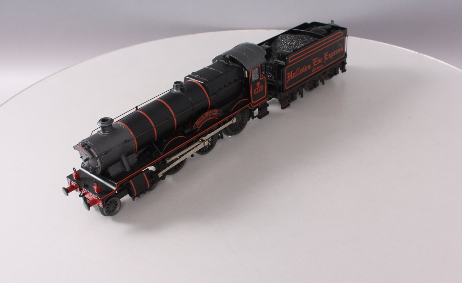 Lionel 6-18745 O Gauge Hallows Eve 4-6-0 Steam Locomotive & Tender #1313