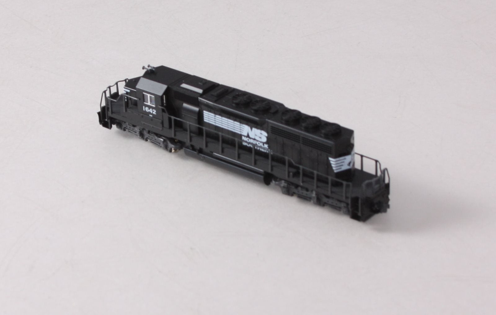 KATO NORFOLK＆WESTERN鉄道　SD-9 Kato N 176-4825 DCC Ready EMD SD40-2 Locomotive 'Early Production