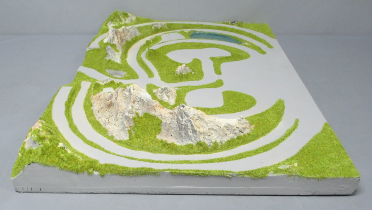 Noch 87080 Z Scale 74 x 51 x 10.5 cm Tessin Preformed Layout Board