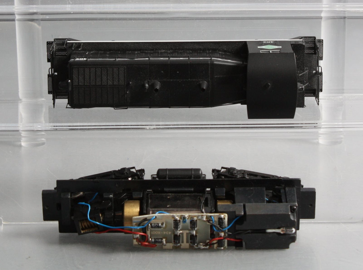 Proto 2000 21153 Life Like HO IC SW9/1200 Diesel Switcher