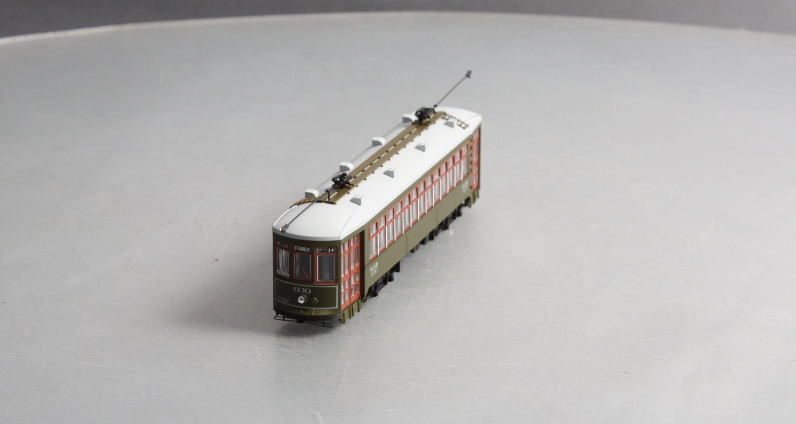 Bowser 12833 HO New Orleans RTA Perley Thomas 2-Truck Streetcar Standard DC #930
