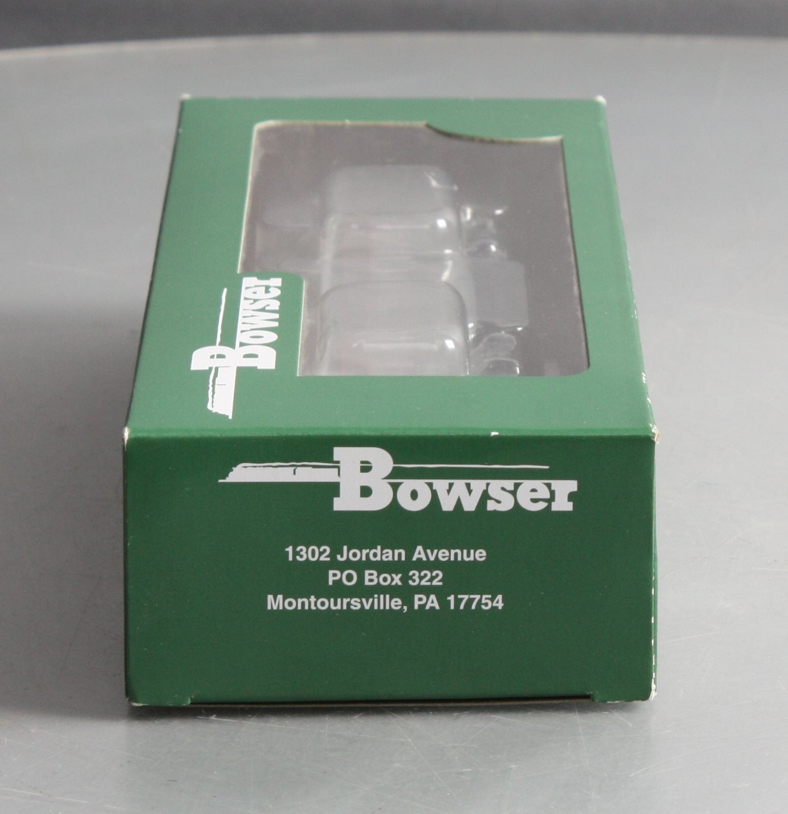 Bowser 12833 HO New Orleans RTA Perley Thomas 2-Truck Streetcar Standard DC #930