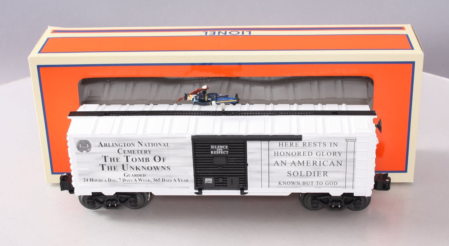 Lionel 6-85263 Tomb of the Unknown Soldier Walking Brakeman Box Car