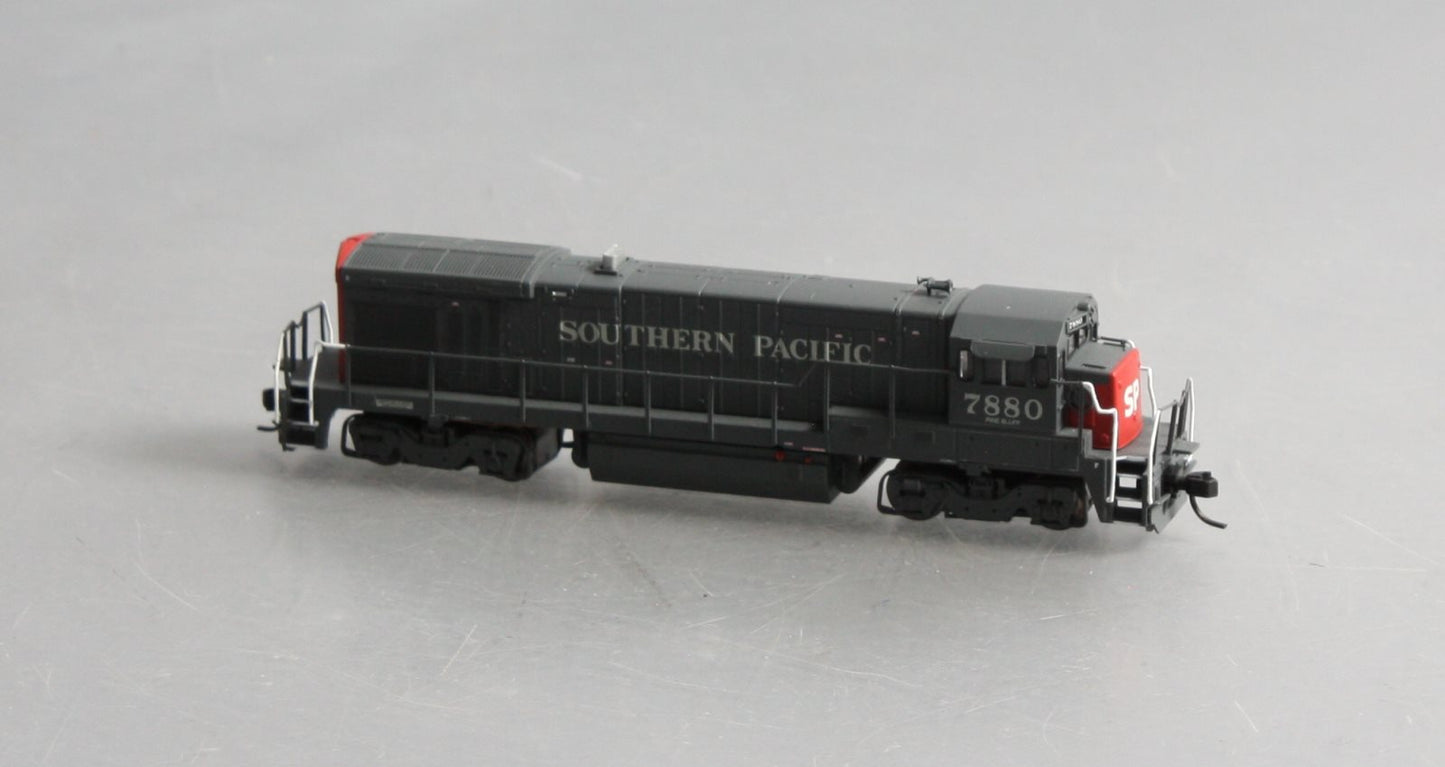 Atlas 40002424 N Southern Pacific B30-7 Low Nose Diesel Locomotive w/ DCC #7880