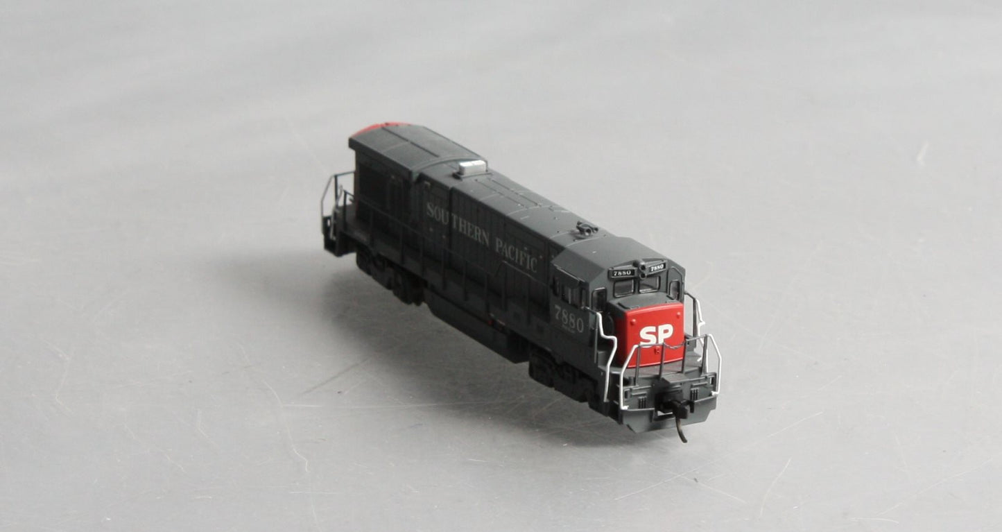 Atlas 40002424 N Southern Pacific B30-7 Low Nose Diesel Locomotive w/ DCC #7880