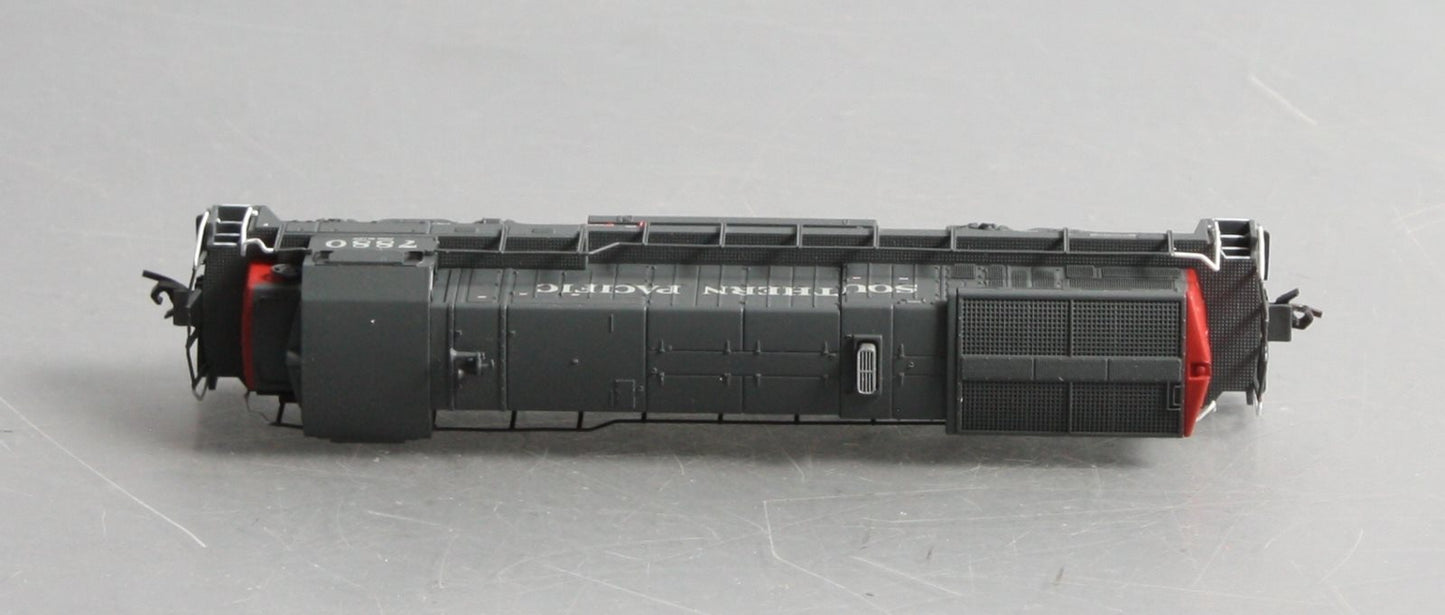 Atlas 40002424 N Southern Pacific B30-7 Low Nose Diesel Locomotive w/ DCC #7880