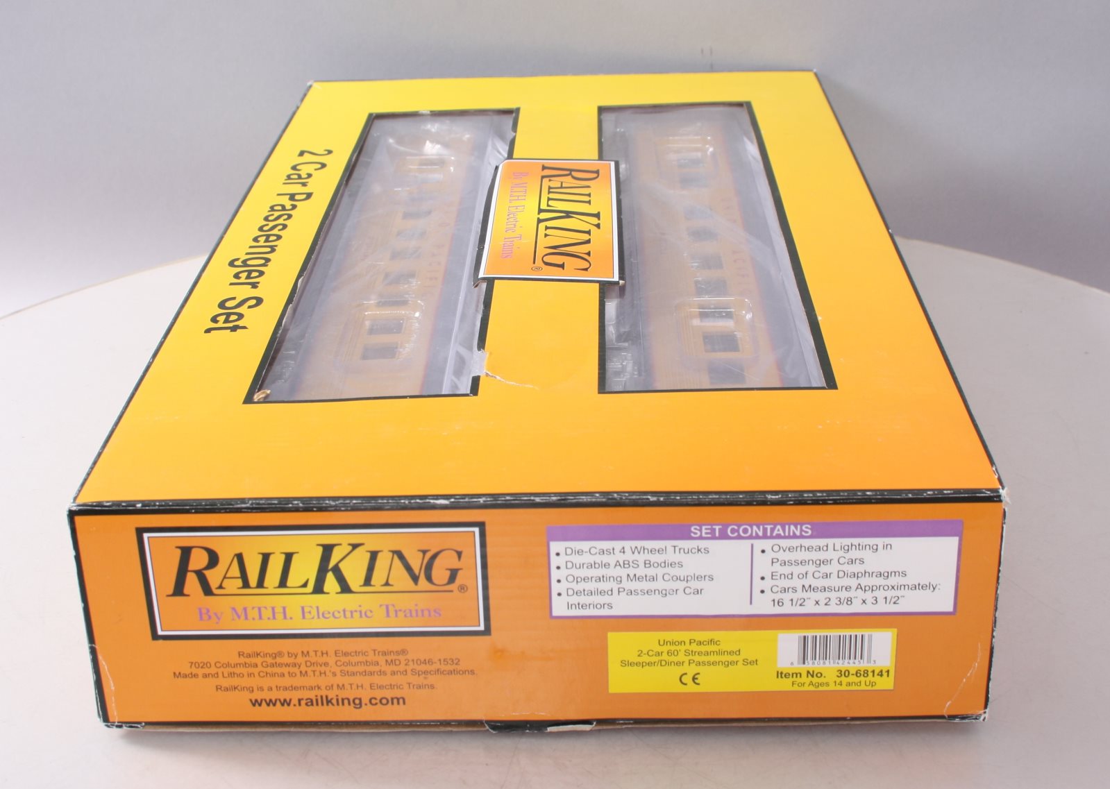 MTH 30-68141 O Union Pacific 2-Car 60' Streamlined Sleeper/Diner