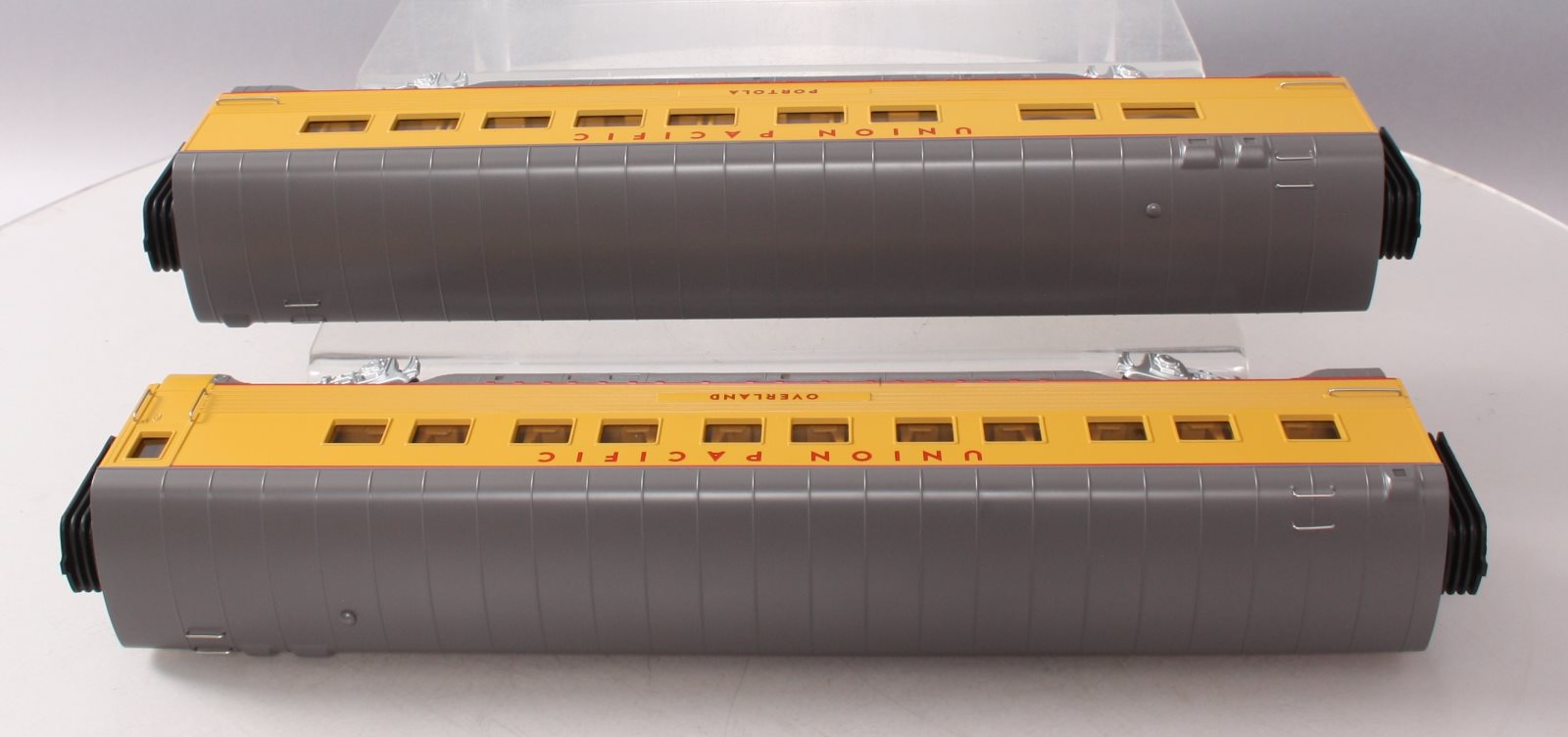 MTH 30-68141 O Union Pacific 2-Car 60' Streamlined Sleeper/Diner