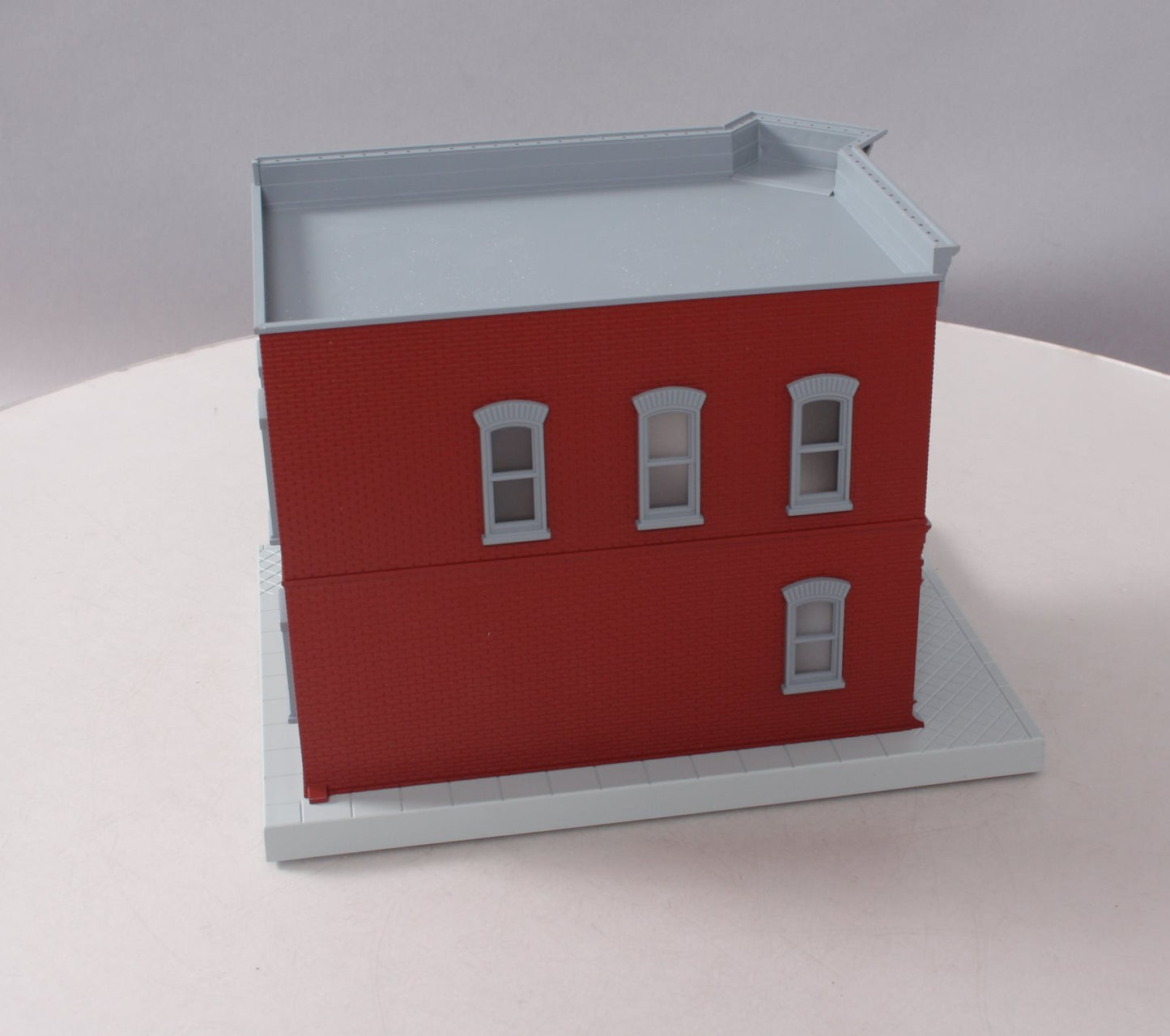 MTH 30-9012 O Gauge Corner Drug Store Red W/ Gray Trim