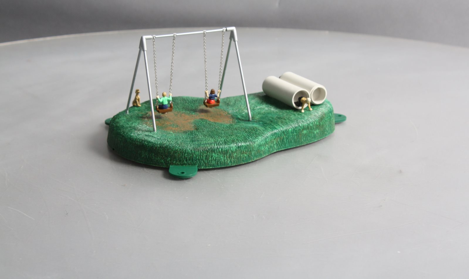 Lionel 6-14199 O Gauge Playground Swings