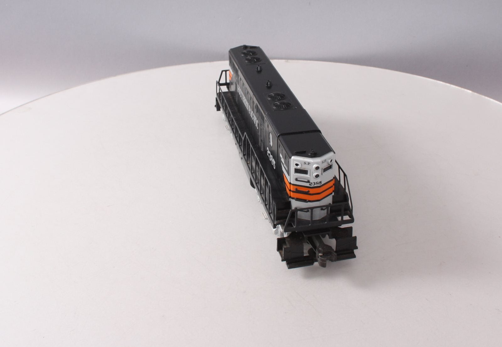 Lionel 6-18576 O Gauge SP GP-9 Non-Pwd. Diesel Locomotive #2385