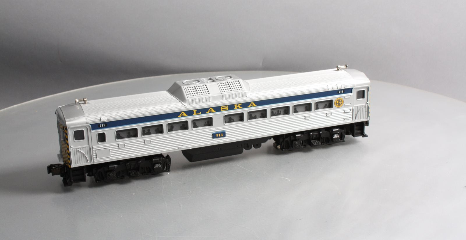 Lionel 6-38428 O Gauge Alaska Powered Budd Coach #711