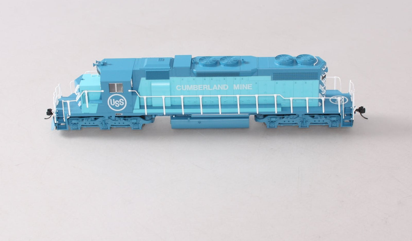 Kato 37-6491 HO U.S. Steel SD38-2 Diesel Locomotive #1