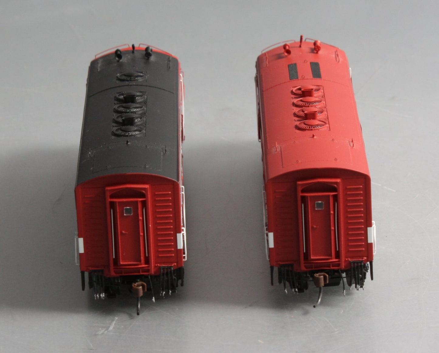 Athearn G22701 HO M&StL/Freight F3A/F7A Diesel Locomotive #400, #411