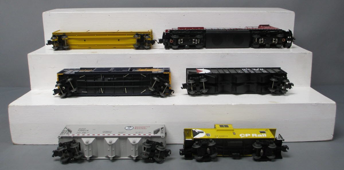 Lionel 6-30026 O Gauge Canadian Pacific Diesel Freight Train Set